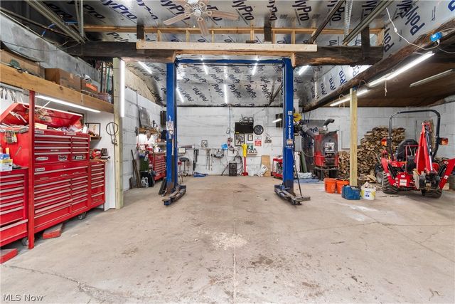 2377 Greensburg Road, North Canton, OH 44720