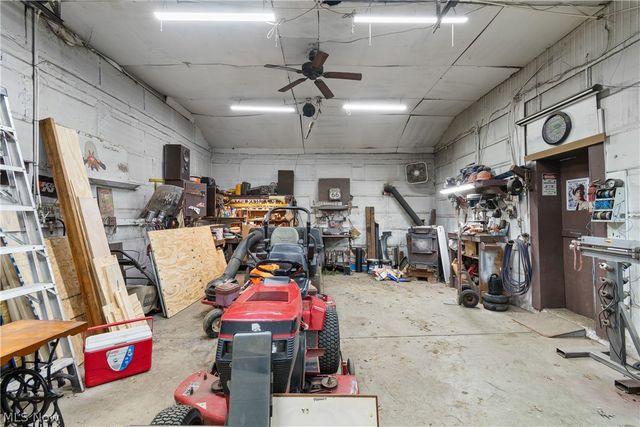2377 Greensburg Road, North Canton, OH 44720