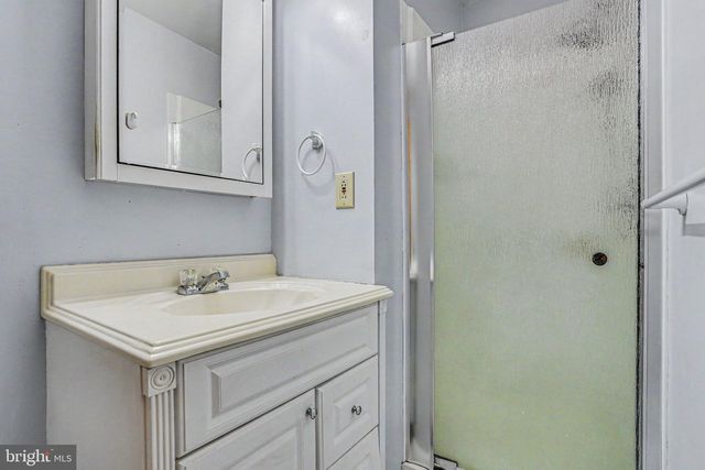 12 GREENBRIAR DR, York, PA 17407