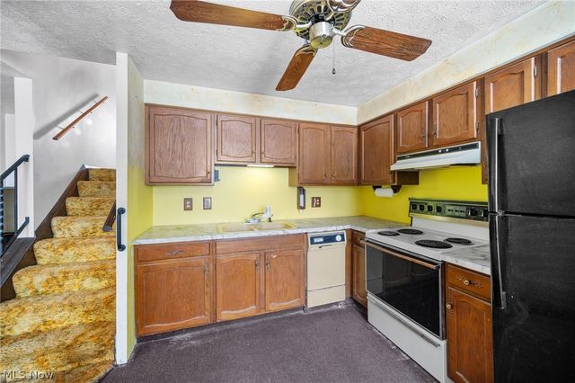 5922 Albert Avenue, North Ridgeville, OH 44039