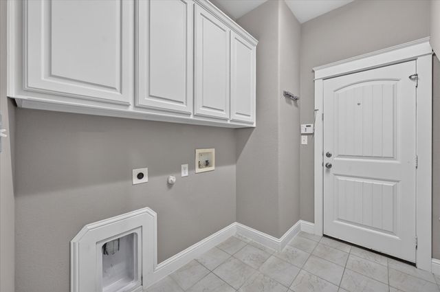 940 Crimson Road, Argyle, TX 76226