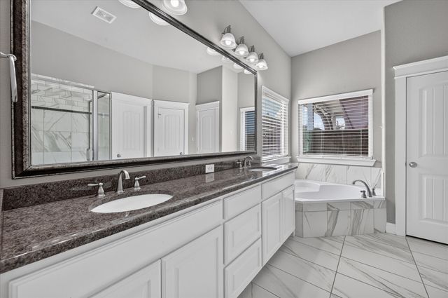 940 Crimson Road, Argyle, TX 76226