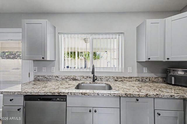 1460 W GAIL Drive, Chandler, AZ 85224