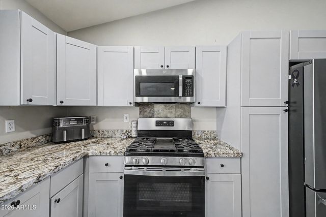 1460 W GAIL Drive, Chandler, AZ 85224