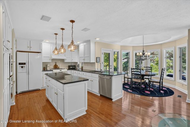 6270 Pine Hollow Drive, East Lansing, MI 48823