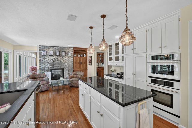 6270 Pine Hollow Drive, East Lansing, MI 48823