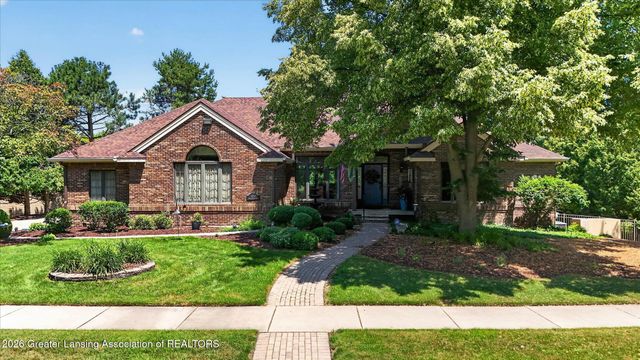 6270 Pine Hollow Drive, East Lansing, MI 48823