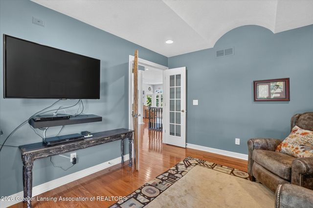 6270 Pine Hollow Drive, East Lansing, MI 48823