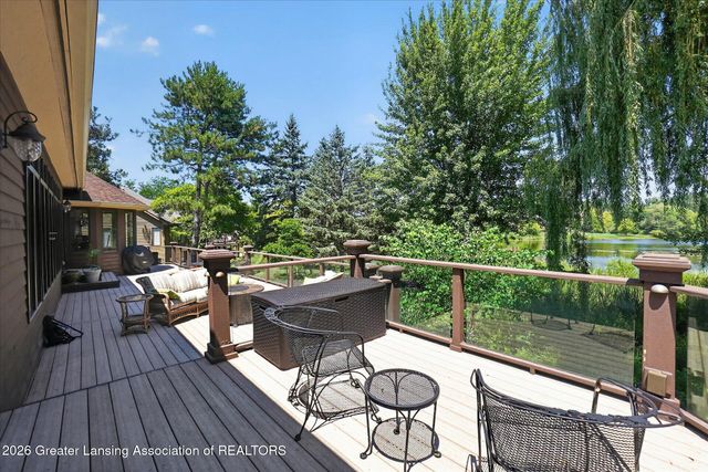 6270 Pine Hollow Drive, East Lansing, MI 48823