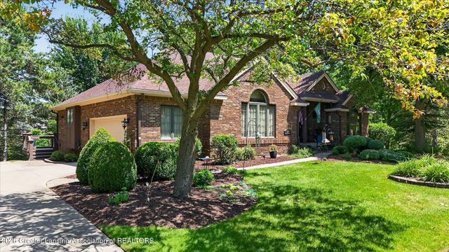 6270 Pine Hollow Drive, East Lansing, MI 48823