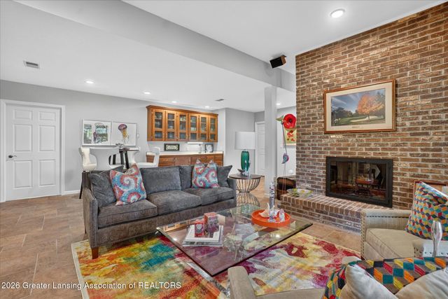 6270 Pine Hollow Drive, East Lansing, MI 48823