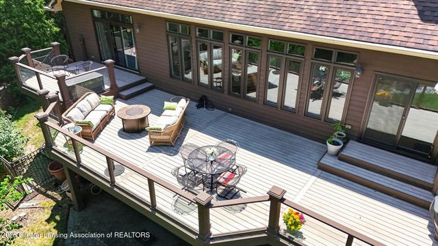 6270 Pine Hollow Drive, East Lansing, MI 48823