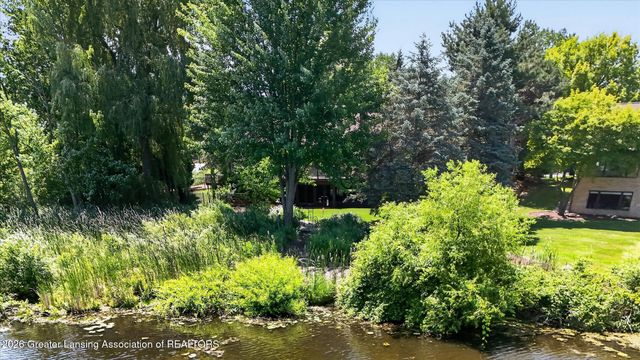 6270 Pine Hollow Drive, East Lansing, MI 48823