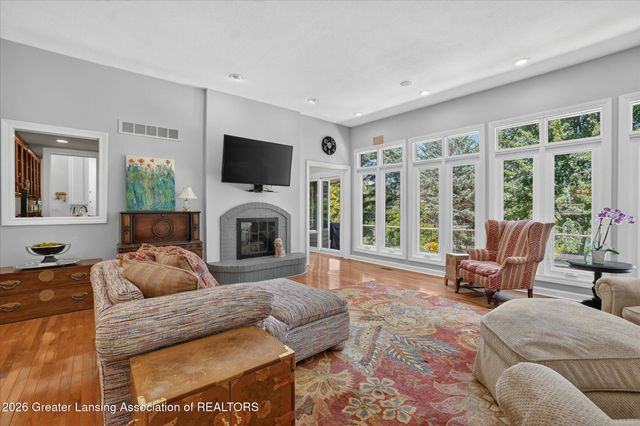 6270 Pine Hollow Drive, East Lansing, MI 48823