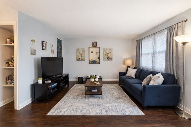 4332 S Wood Street, Chicago, IL 60609