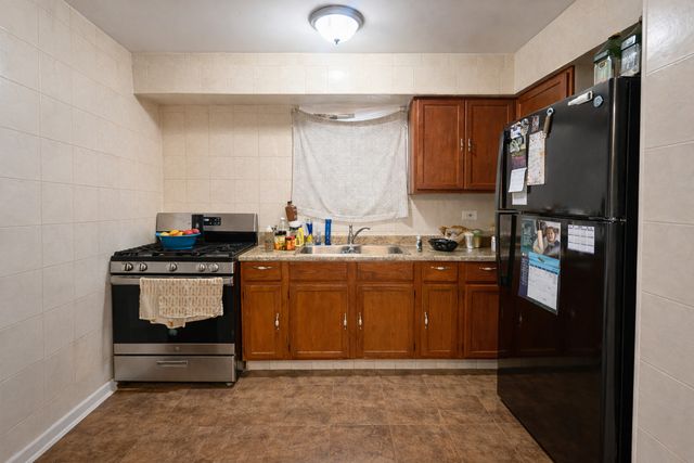 4332 S Wood Street, Chicago, IL 60609