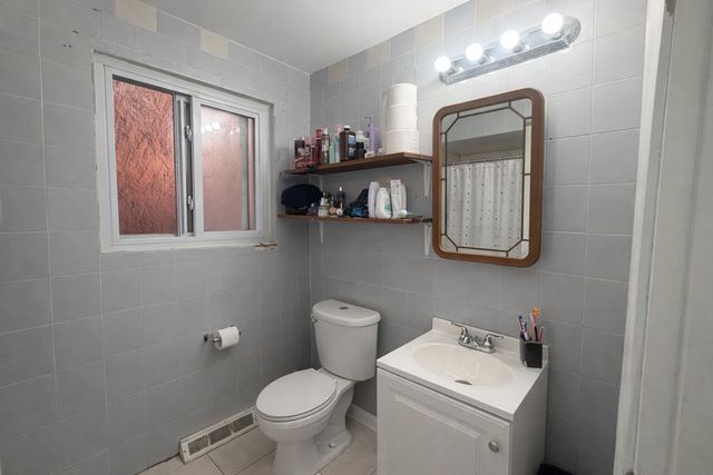 4332 S Wood Street, Chicago, IL 60609
