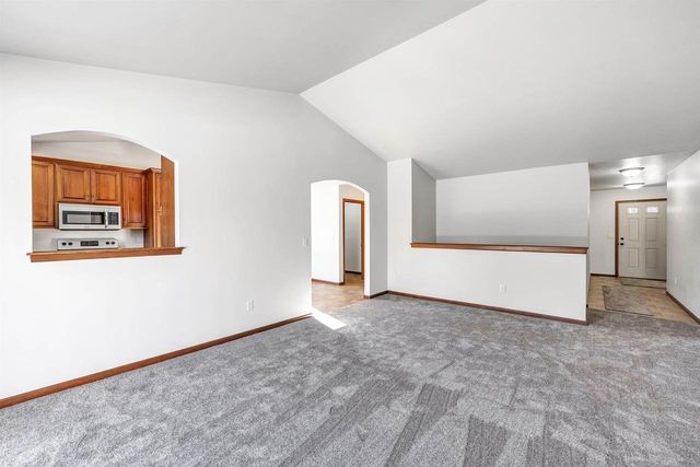 1320 CARDINAL LANE, Howard, WI 54313