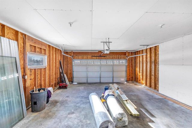 1320 CARDINAL LANE, Howard, WI 54313