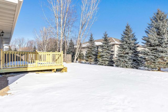 1320 CARDINAL LANE, Howard, WI 54313