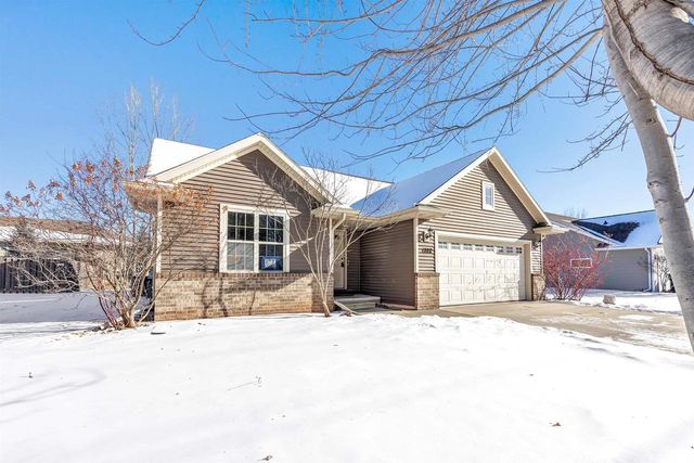 1320 CARDINAL LANE, Howard, WI 54313