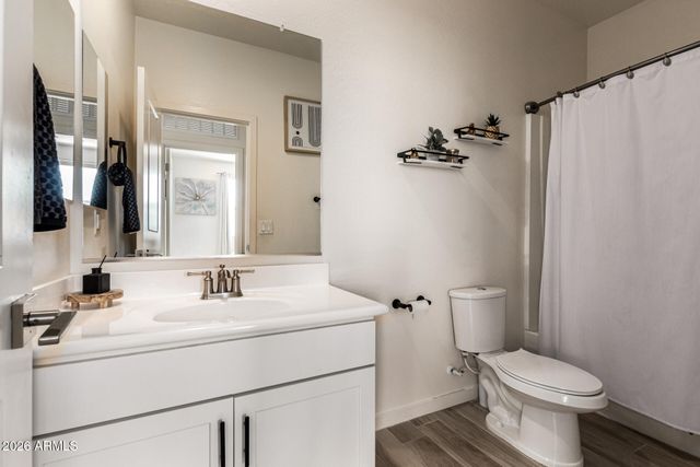 12475 W PALMAIRE Avenue, Glendale, AZ 85307