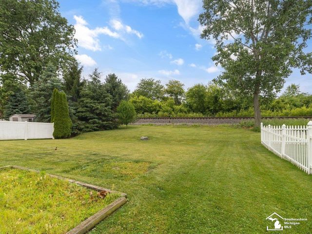 4031 Stone Post Road, Newport, MI 48166