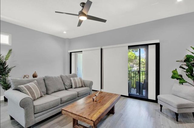 405 S WESTLAND AVENUE 3, Tampa, FL 33606