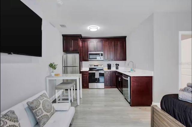 405 S WESTLAND AVENUE 3, Tampa, FL 33606