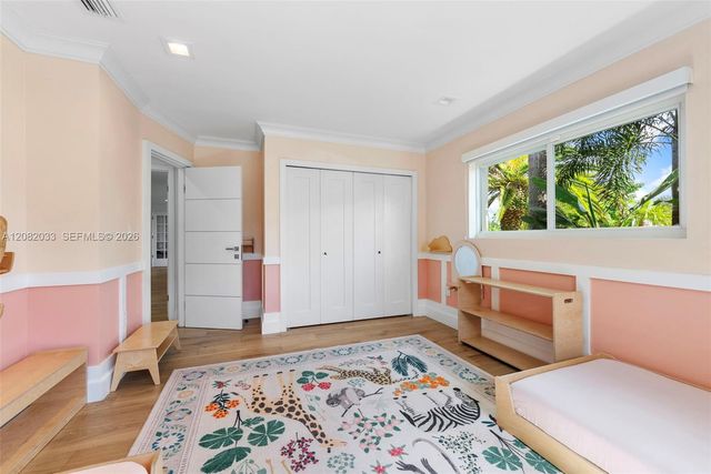 21000 NE 18th Court, Miami, FL 33179
