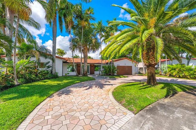 21000 NE 18th Court, Miami, FL 33179