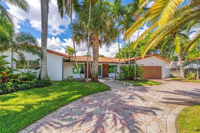 21000 NE 18th Court, Miami, FL 33179