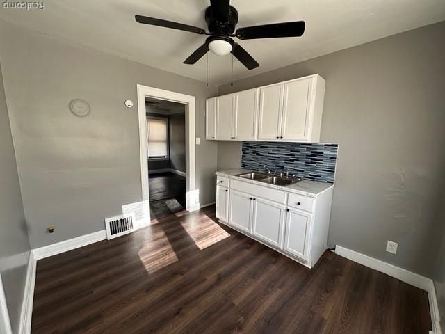 2325 Kendall Street, Detroit, MI 48238