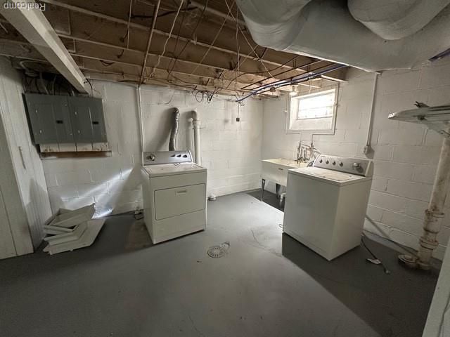 2325 Kendall Street, Detroit, MI 48238