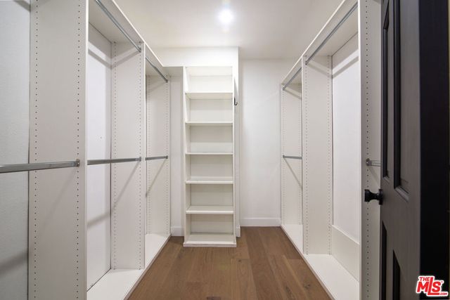 9265 Thrush Way, Los Angeles, CA 90069