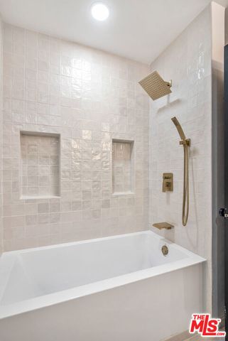 9265 Thrush Way, Los Angeles, CA 90069