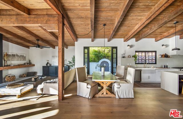 9265 Thrush Way, Los Angeles, CA 90069