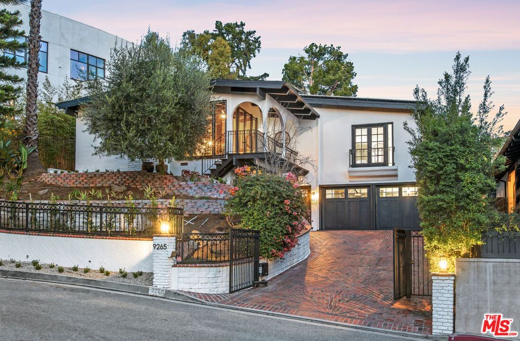 9265 Thrush Way, Los Angeles, CA 90069