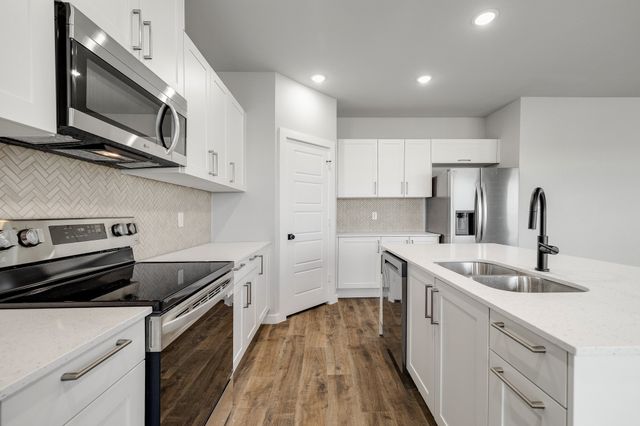 7064-7066 Guilford Court, Midlothian, TX 76065