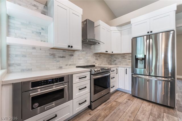 5325 North El Capitan Way, Las Vegas, NV 89149
