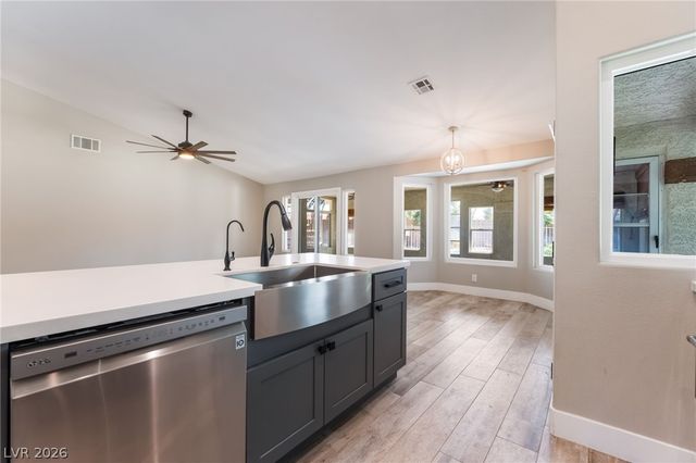 5325 North El Capitan Way, Las Vegas, NV 89149