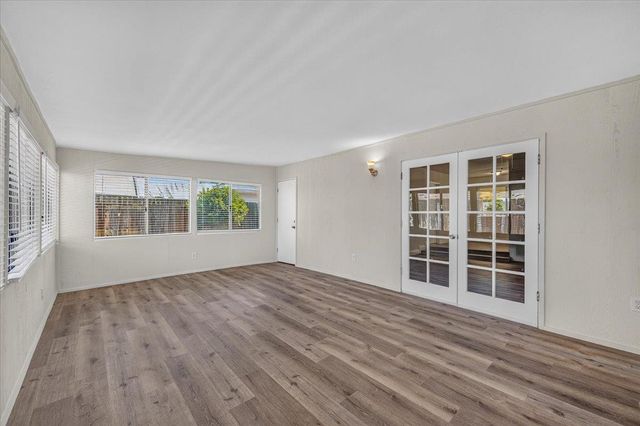 957 W Pico, Clovis, CA 93612