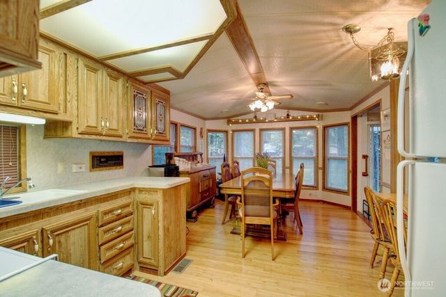 243 Schinn Canyon Court, Deming, WA 98244