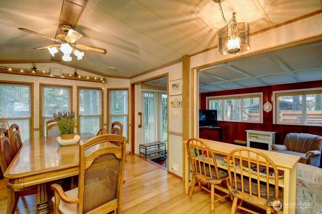 243 Schinn Canyon Court, Deming, WA 98244