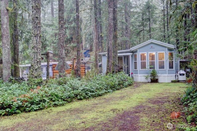 243 Schinn Canyon Court, Deming, WA 98244