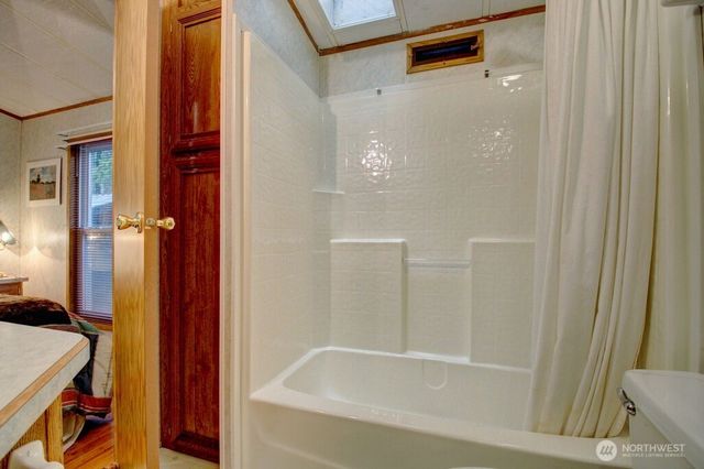 243 Schinn Canyon Court, Deming, WA 98244