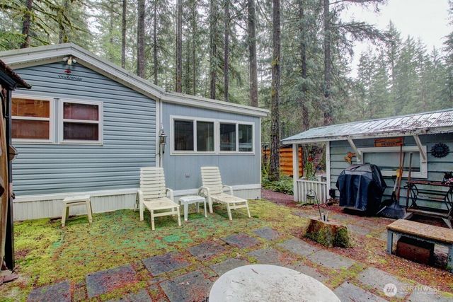 243 Schinn Canyon Court, Deming, WA 98244