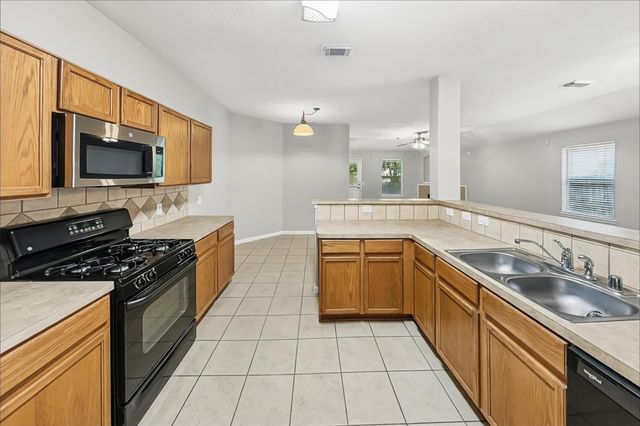 2764 Woodspring Forest Drive, Houston, TX 77345