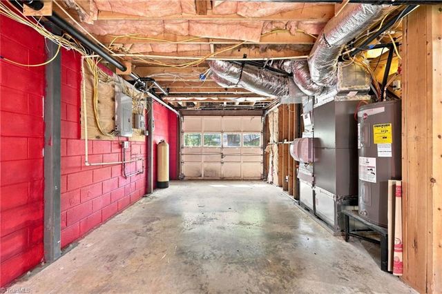 4790 Country Boy Lane, Clemmons, NC 27012