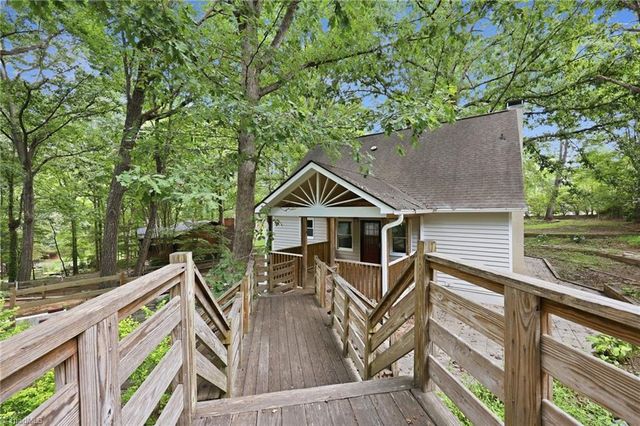 4790 Country Boy Lane, Clemmons, NC 27012